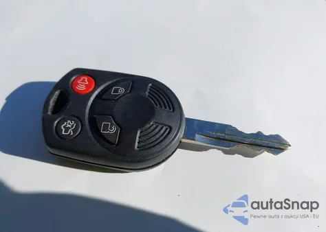 2010 Mercury Milan Hybrid from USA, damaged, VIN 3MEDM0L37AR663934